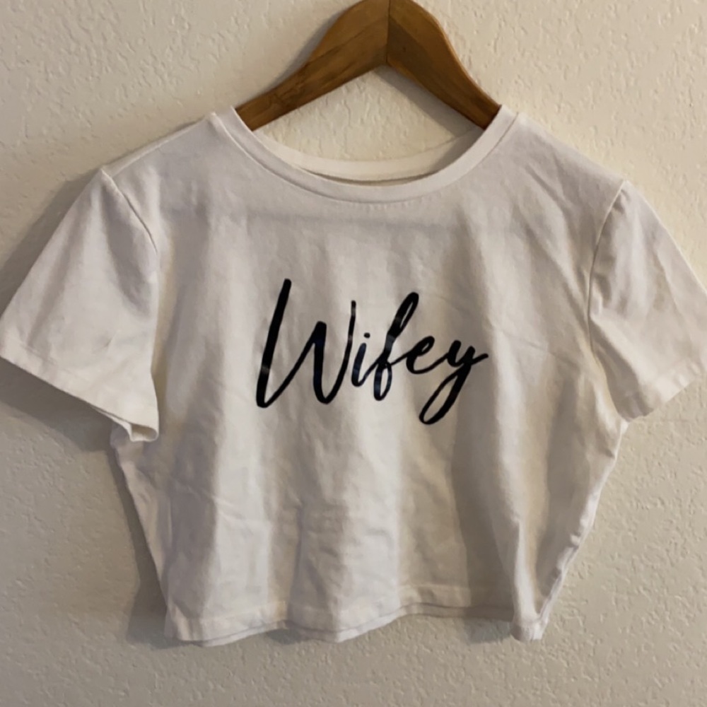 WIFEY crop top